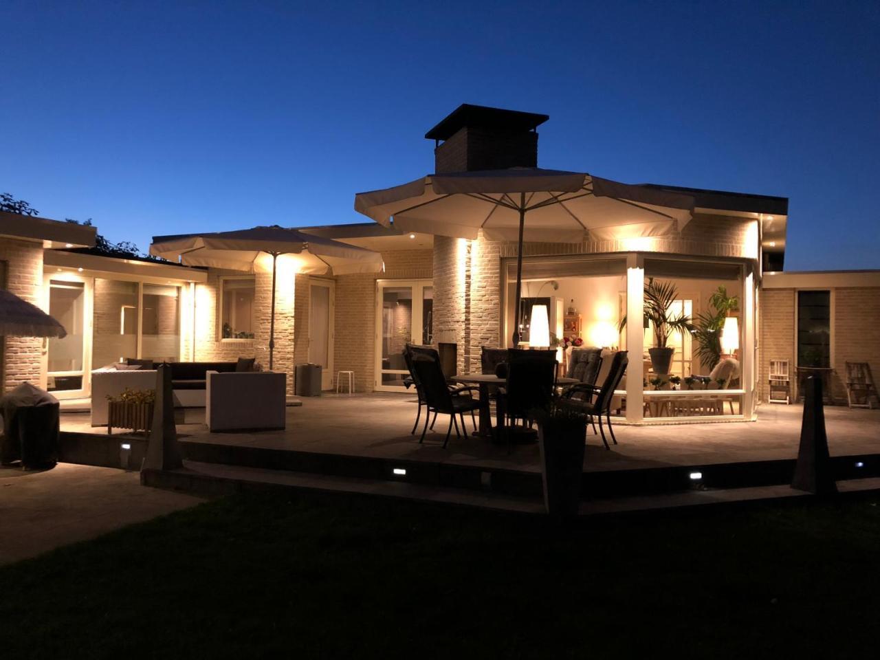 B&B Maison Saint Tropez ไอนด์โฮเวน ภายนอก รูปภาพ